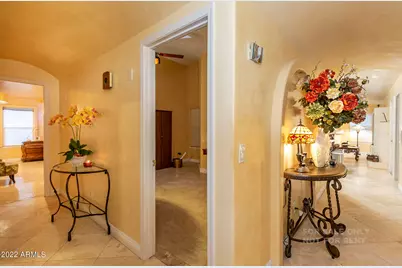 743 W Folley Street, Chandler, AZ 85225 - Photo 14