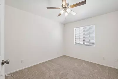 2053 W Columbine Drive, Phoenix, AZ 85029 - Photo 8
