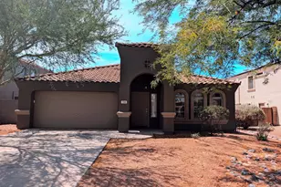 738 E Saddle Way, San Tan Valley, AZ 85143 - Photo 2