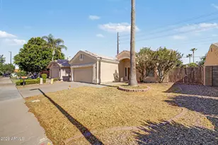 1913 E Marquette Dr, Gilbert, AZ 85234 - Photo 2