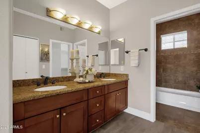 13700 N Fountain Hills Boulevard #321, Fountain Hills, AZ 85268 - Photo 24
