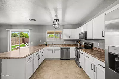 7227 S Sunrise Way, Buckeye, AZ 85326 - Photo 16