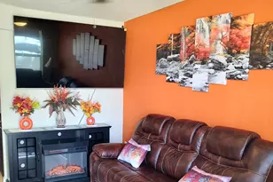 317 S Stapley Dr, Mesa, AZ 85204 - Photo 2
