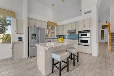 2418 E Glass Lane, Phoenix, AZ 85042 - Photo 2
