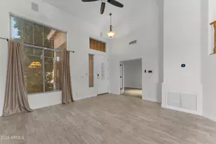 2418 E Glass Ln, Phoenix, AZ 85042 - Photo 10