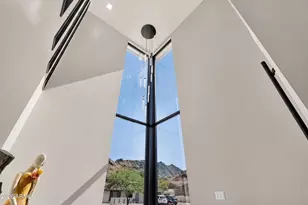 7615 N 22nd Pl, Phoenix, AZ 85020 - Photo 2