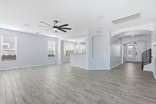 11402 W Alvarado Rd, Avondale, AZ 85392 - Photo 10