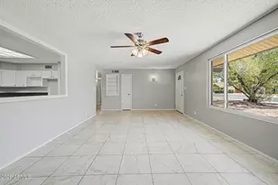 1256 W Devonshire St, Mesa, AZ 85201 - Photo 8