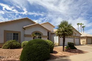 1027 W Grand Caymen Dr, Gilbert, AZ 85233 - Photo 2