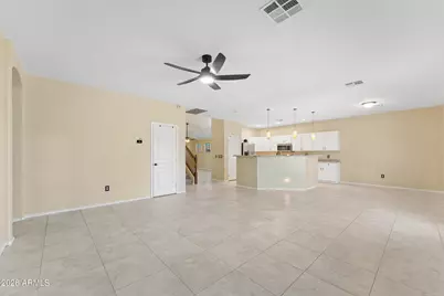 1028 S 240th Drive, Buckeye, AZ 85326 - Photo 10