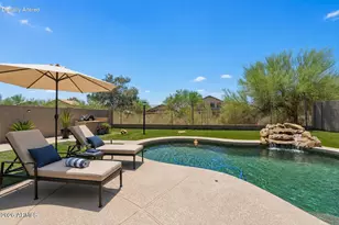 1028 S 240th Dr, Buckeye, AZ 85326 - Photo 6