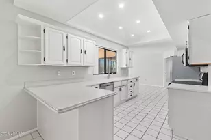 13626 W Gardenview Dr, Sun City West, AZ 85375 - Photo 6