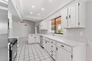 13626 W Gardenview Dr, Sun City West, AZ 85375 - Photo 8