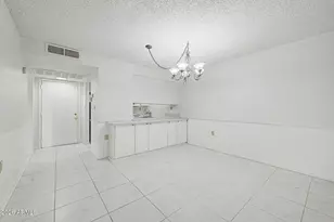 3033 E Devonshire Ave, Phoenix, AZ 85016 - Photo 10