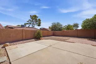 4366 E Sandia St, Phoenix, AZ 85044 - Photo 34