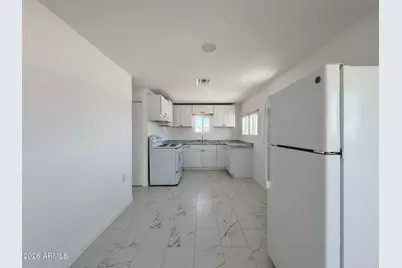 308 E Date Avenue, Casa Grande, AZ 85122 - Photo 8