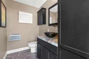 323 W Butler Dr, Phoenix, AZ 85021 - Photo 40