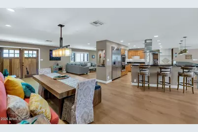 323 W Butler Drive, Phoenix, AZ 85021 - Photo 8