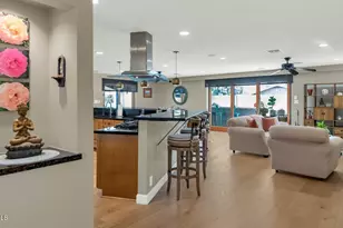 323 W Butler Dr, Phoenix, AZ 85021 - Photo 12