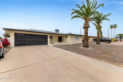 6740 E Adobe Street, Mesa, AZ 85205 - Photo 4