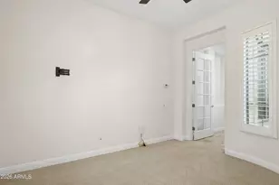 3722 E Zachary Dr, Phoenix, AZ 85050 - Photo 20