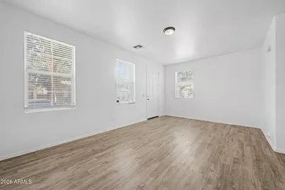 5326 W Warner Street, Phoenix, AZ 85043 - Photo 6