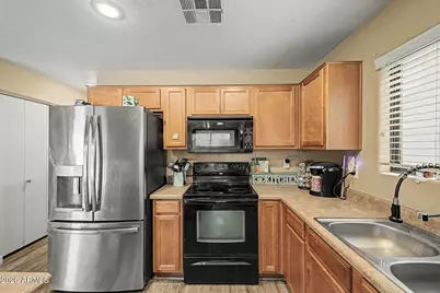 2325 E Greenlee Avenue, Apache Junction, AZ 85119 - Photo 10