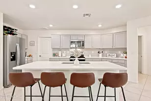 17776 W Oberlin Way, Surprise, AZ 85387 - Photo 4