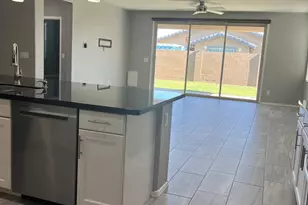 8503 W Peppertree Ln, Glendale, AZ 85305 - Photo 10