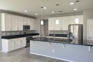 8503 W Peppertree Ln, Glendale, AZ 85305 - Photo 6