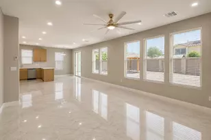 16461 W Remuda Dr, Surprise, AZ 85387 - Photo 6