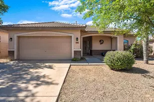 4587 E Barbarita Ct, Gilbert, AZ 85234 - Photo 2