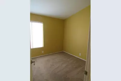 853 E Constitution Drive, Chandler, AZ 85225 - Photo 10