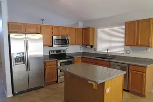 853 E Constitution Dr, Chandler, AZ 85225 - Photo 4