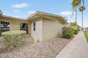 17062 N 106th Ave, Sun City, AZ 85373 - Photo 6