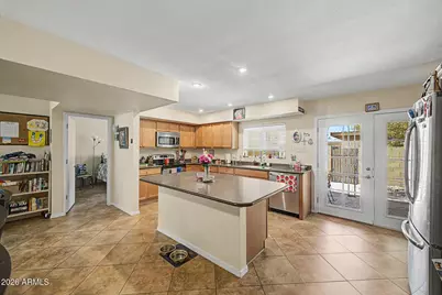 2120 E Villa Court, Tempe, AZ 85282 - Photo 14