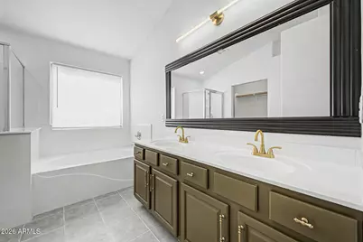 8002 W Preston Lane, Phoenix, AZ 85043 - Photo 18
