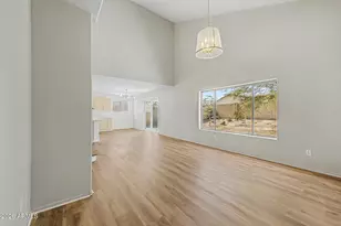 8002 W Preston Ln, Phoenix, AZ 85043 - Photo 6