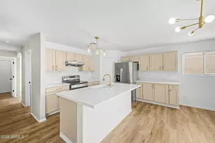 8002 W Preston Ln, Phoenix, AZ 85043 - Photo 12
