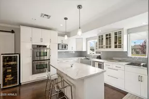 3328 E Turney Ave, Phoenix, AZ 85018 - Photo 12