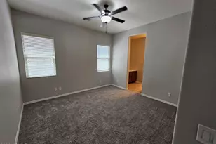 2253 S Wallrade Ln, Gilbert, AZ 85295 - Photo 8