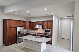 2253 S Wallrade Ln, Gilbert, AZ 85295 - Photo 4