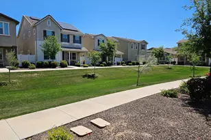 2253 S Wallrade Ln, Gilbert, AZ 85295 - Photo 24