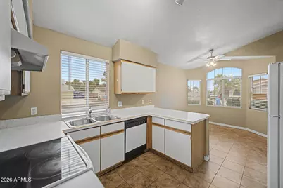 19003 N 12th Drive, Phoenix, AZ 85027 - Photo 8