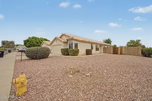 19003 N 12th Dr, Phoenix, AZ 85027 - Photo 2