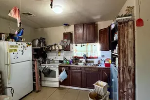 1709 E Encinas Ln, Phoenix, AZ 85040 - Photo 8