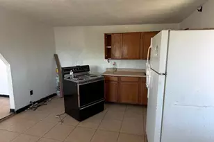 1709 E Encinas Ln, Phoenix, AZ 85040 - Photo 6