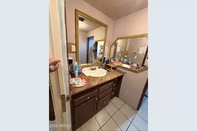 1709 E Encinas Lane, Phoenix, AZ 85040 - Photo 32