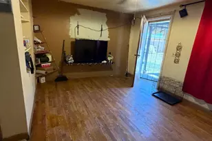 1709 E Encinas Ln, Phoenix, AZ 85040 - Photo 38
