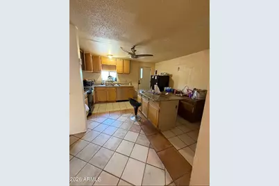 1709 E Encinas Lane, Phoenix, AZ 85040 - Photo 18